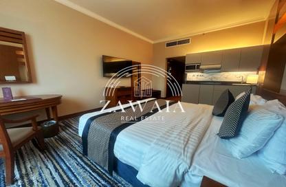 Apartment - Studio - 1 Bathroom for rent in West Bay Tower - West Bay - West Bay - Doha