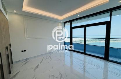 Apartment - 2 Bedrooms - 3 Bathrooms for sale in Marina Tower 02 - Marina District - Lusail