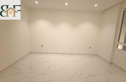 Apartment - 2 - 3 for rent in Al Mansoura - Al Mansoura - Doha