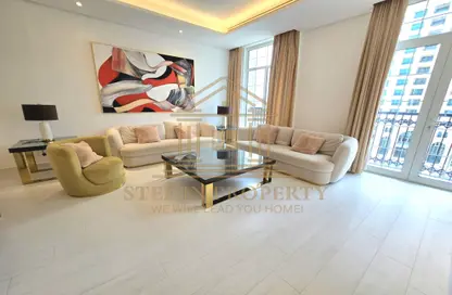 Apartment - 3 Bedrooms - 4 Bathrooms for rent in Floresta Gardens - Floresta Gardens - The Pearl Island - Doha