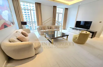 Apartment - 3 Bedrooms - 4 Bathrooms for rent in Floresta Gardens - Floresta Gardens - The Pearl Island - Doha