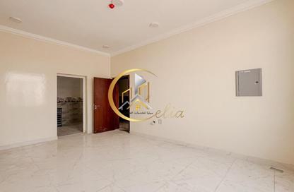 Apartment - 2 Bedrooms - 2 Bathrooms for rent in Al Najda Street - Madinat Khalifa North - Madinat Khalifa - Doha