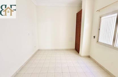 Apartment - 2 Bedrooms - 2 Bathrooms for rent in Al Mansoura - Al Mansoura - Doha
