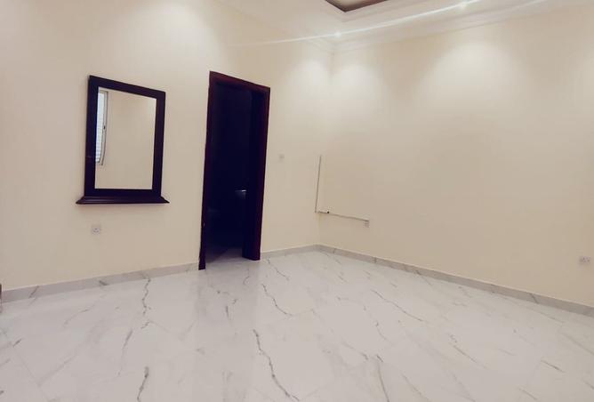 1006248 - Property Image 3