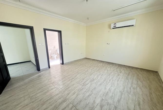 53237929 - Property Image 2