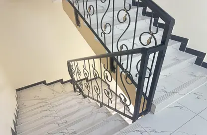 Apartment - 5 Bedrooms - 4 Bathrooms for rent in Ain Khaled Villas - Ain Khaled - Doha Apartment - 5 Bedrooms - 4 Bathrooms for rent in Ain Khaled Villas - Ain Khaled - Doha