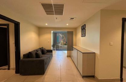 Apartment - 3 Bedrooms - 4 Bathrooms for rent in West Bay Tower - West Bay - West Bay - Doha