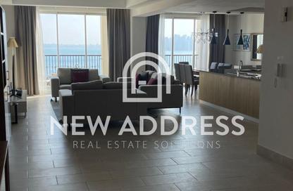 Penthouse - 3 Bedrooms - 5 Bathrooms for rent in Viva West - Viva Bahriyah - The Pearl Island - Doha