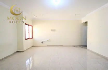 Apartment - 1 Bedroom - 2 Bathrooms for rent in Old Al Ghanim - Al Ghanim - Doha