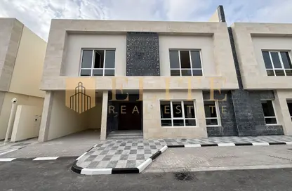 فيلا - 7 غرف نوم - 8 حمامات للايجار في منطقة مويثر - الريان - الدوحة