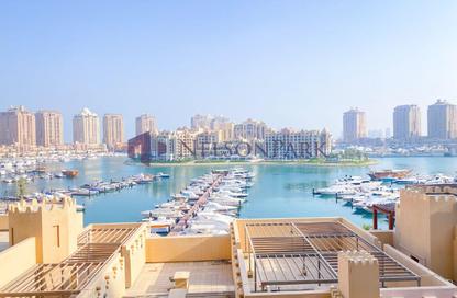 Apartment - 2 Bedrooms - 3 Bathrooms for rent in East Porto Drive - Porto Arabia - The Pearl Island - Doha