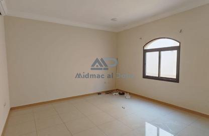 Apartment - 2 Bedrooms - 2 Bathrooms for rent in Al Gharrafa - Al Gharrafa - Doha