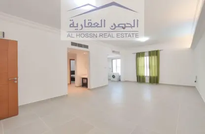 Apartment - 2 Bedrooms - 1 Bathroom for rent in Al Sadd Road - Al Sadd - Doha