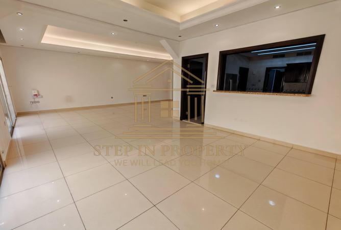 54441893 - صورة العقار 3