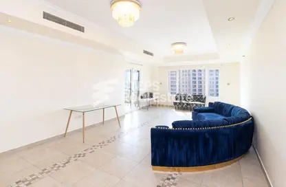 Apartment - 2 Bedrooms - 3 Bathrooms for rent in West Porto Drive - Porto Arabia - The Pearl Island - Doha