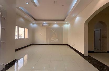 Compound - 6 Bedrooms - 6 Bathrooms for rent in Al Kheesa - Al Kheesa - Umm Salal Mohammed