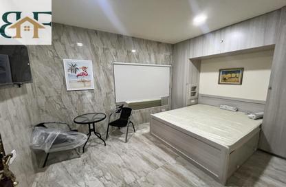 Apartment - Studio - 1 Bathroom for rent in Umm Ghwailina Comm - Umm Ghuwalina - Umm Ghuwailina - Doha