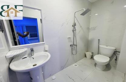 Apartment - Studio - 1 Bathroom for rent in Umm Ghwailina Comm - Umm Ghuwalina - Umm Ghuwailina - Doha
