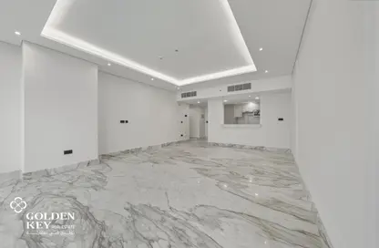 Apartment - 2 Bedrooms - 3 Bathrooms for rent in Lusail Residence - Marina District - Lusail