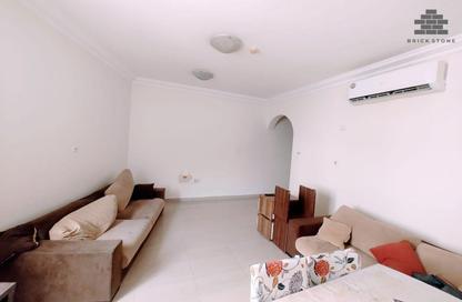 Apartment - 2 Bedrooms - 2 Bathrooms for rent in Al Nasr Street - Al Nasr - Doha