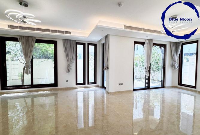 60836449 - Property Image 2