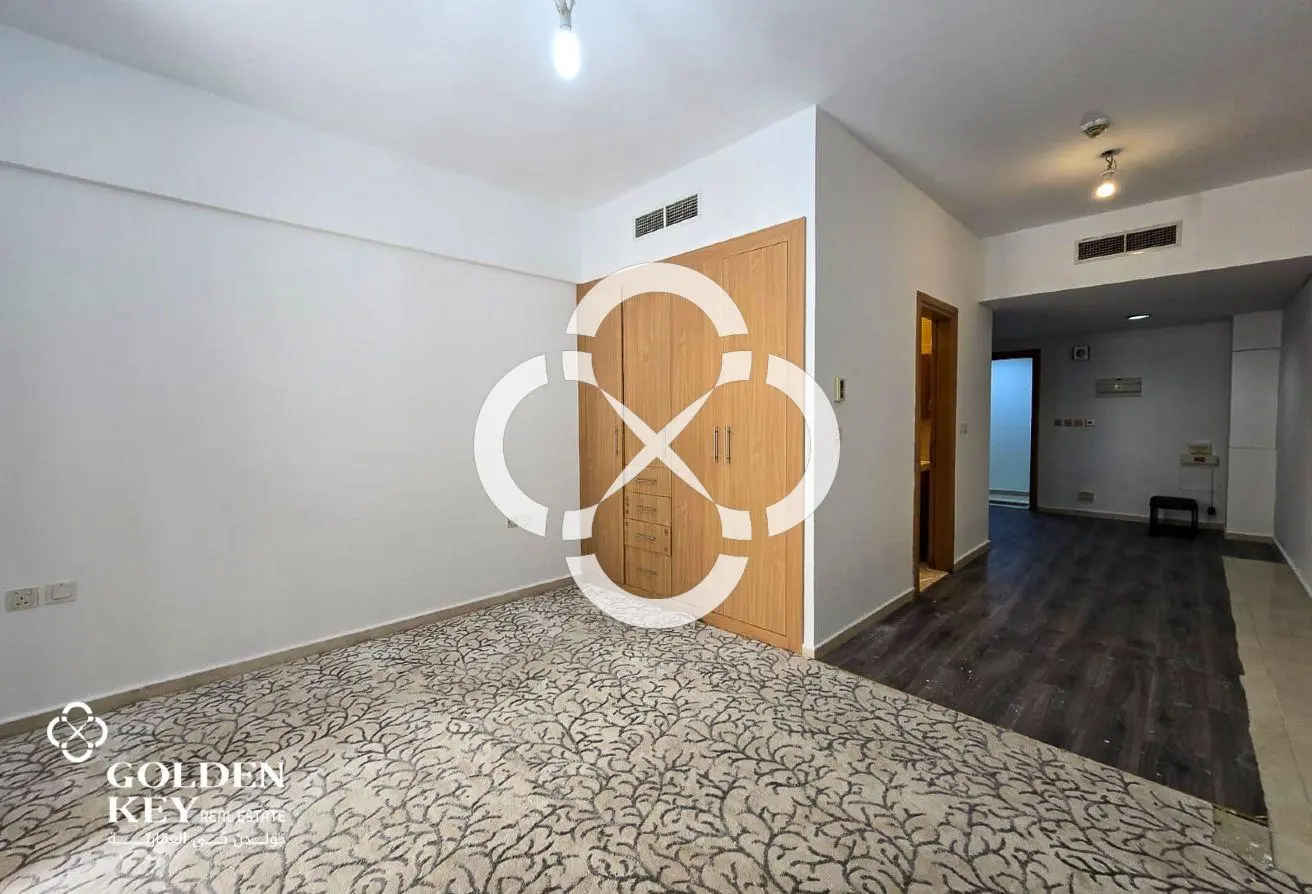 62130373 - Property Main Image