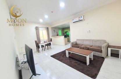 Apartment - 1 Bedroom - 1 Bathroom for rent in Umm Ghwailina Comm - Umm Ghuwalina - Umm Ghuwailina - Doha