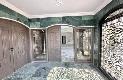 فيلا - 4 غرف نوم - 4 حمامات للايجار في شارع المرخية - المرخية - الدوحة