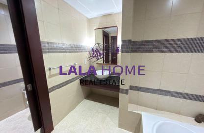 Apartment - 1 Bedroom - 2 Bathrooms for rent in East Porto Drive - Porto Arabia - The Pearl Island - Doha
