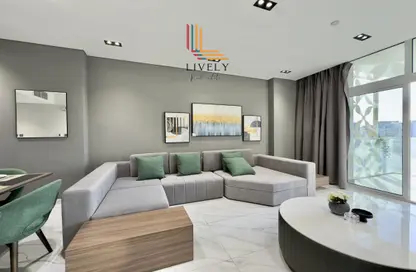 شقة - غرفة نوم - 2 حمامات للايجار في عرض البوليفارد - مدينة الياسمين - الوسيل