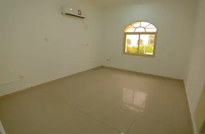 Apartment - Studio - 1 Bathroom for rent in Al Hadara Street - Al Thumama - Doha
