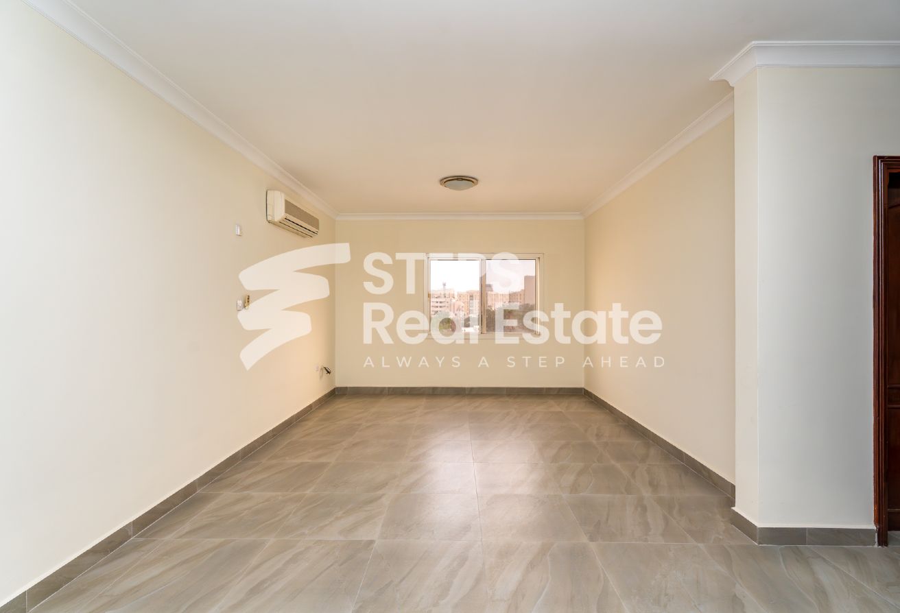 Fully Renovated Apartment Near Shops, City View