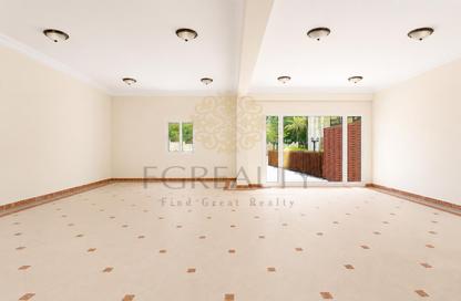 مجمع سكني - 3 - 4 للايجار في فلل واست باي لاغون - وست باي لاجون - بحيرة وست لاجون - الدوحة