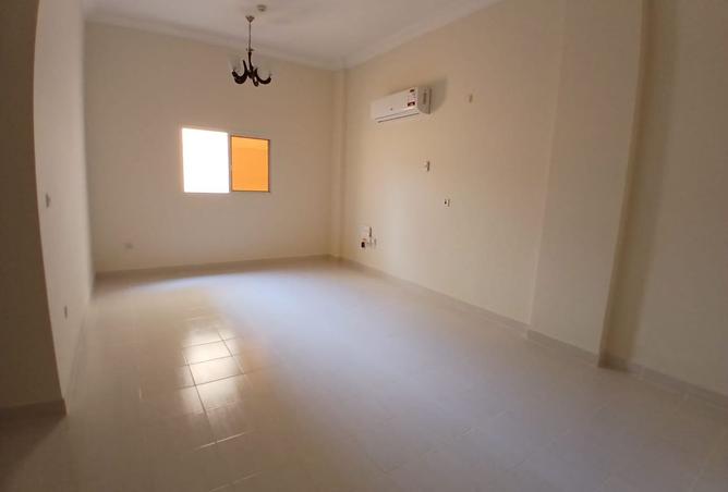 1003937 - Property Image 2