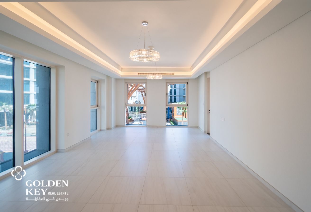 Available 1BR+Den |No Commission |Cooling Included