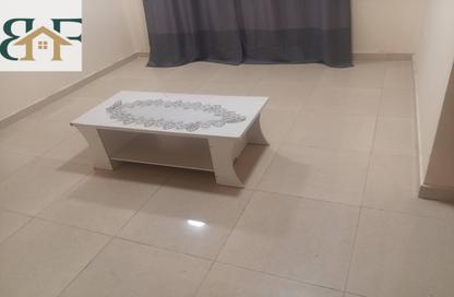 Apartment - 2 Bedrooms - 2 Bathrooms for rent in Al Mansoura - Doha