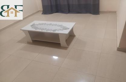 Apartment - 2 Bedrooms - 2 Bathrooms for rent in Al Mansoura - Doha