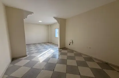 Apartment - 2 Bedrooms - 2 Bathrooms for rent in Musheireb Apartments - Musheireb - Doha