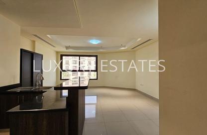 Apartment - 2 Bedrooms - 3 Bathrooms for rent in Regency Residence Fox Hills 2 - Lusail