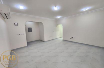 Apartment - 2 Bedrooms - 2 Bathrooms for rent in Madinat Khalifa Building 58 - Madinat Khalifa South - Madinat Khalifa - Doha