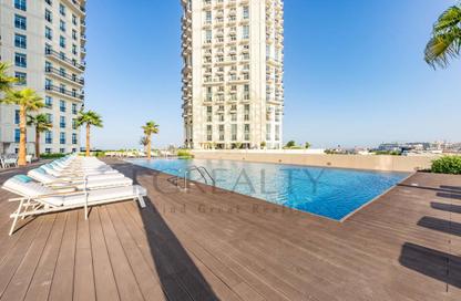 Apartment - 2 Bedrooms - 3 Bathrooms for rent in Floresta Gardens - Floresta Gardens - The Pearl Island - Doha