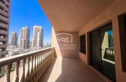 شقة - 3 غرف نوم - 5 حمامات للبيع في طريق بورتو الشرقي - بورتو أرابيا - جزيرة اللؤلؤة - الدوحة شقة - 3 غرف نوم - 5 حمامات للبيع في طريق بورتو الشرقي - بورتو أرابيا - جزيرة اللؤلؤة - الدوحة