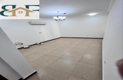 Apartment - 3 Bedrooms - 3 Bathrooms for rent in Muntazah 7 - Al Muntazah - Doha