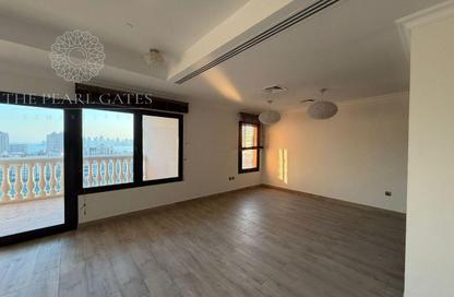 Apartment - 2 Bedrooms - 3 Bathrooms for rent in West Porto Drive - Porto Arabia - The Pearl Island - Doha