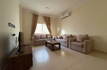 Apartment - 2 Bedrooms - 2 Bathrooms for rent in Old Airport Road - Old Airport Road - Doha