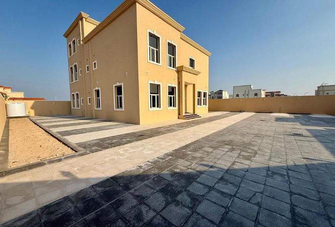 1025219 - Property Image 2