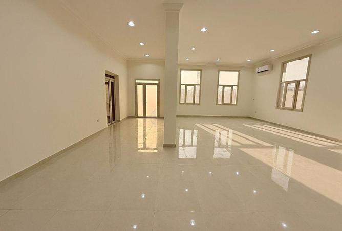 1025219 - Property Image 3