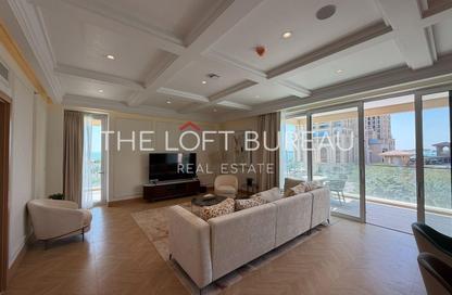 Apartment - 3 Bedrooms - 4 Bathrooms for sale in West Porto Drive - Porto Arabia - The Pearl Island - Doha