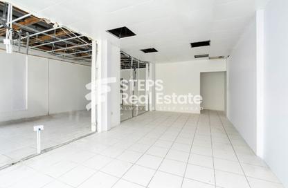 Shop - Studio - 1 for rent in Fereej Kulaib - Doha
