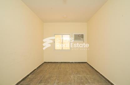 Labor Camp - Studio for rent in Industrial Area 3 - Industrial Area - Industrial Area - Doha